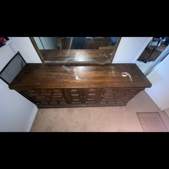 Fully Functional Wooden Dresser | NJ LOCAL PICKUP - Picture 2 of 9
